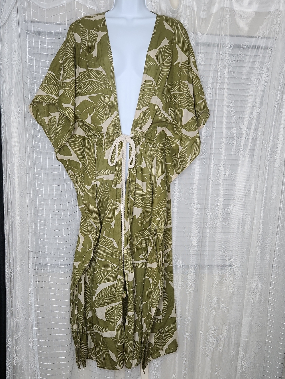 True Destinations 100% Cotton palm print cover-up robe W/ rope belt SzL